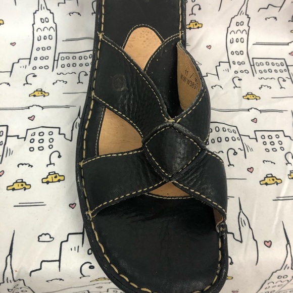BORN Black Leather Tan Stitched Wedge Sandals 11 - Picture 2 of 4